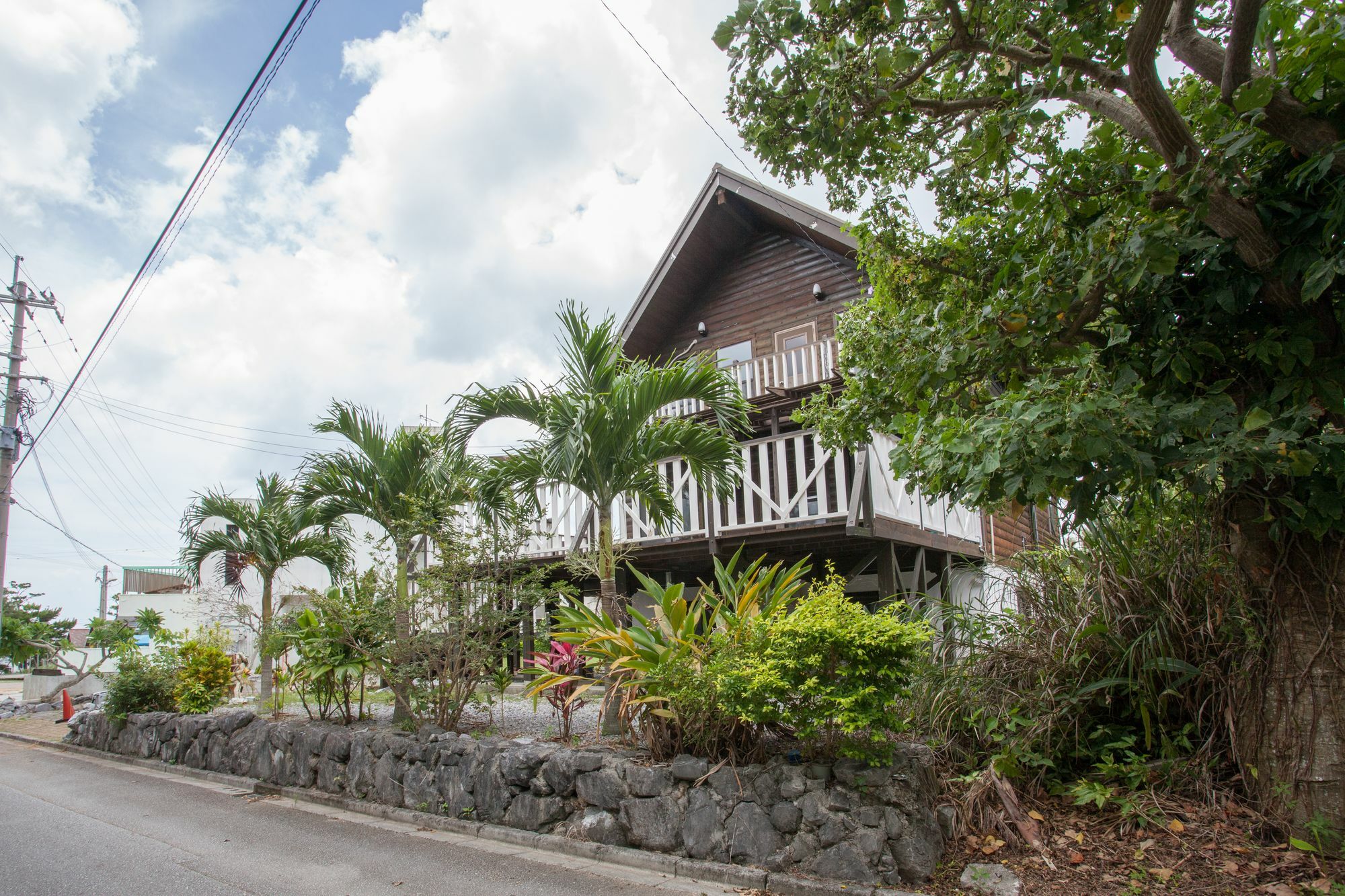 Kariyushi Condominium Resort Yuudekiya Onna Eksteriør bilde